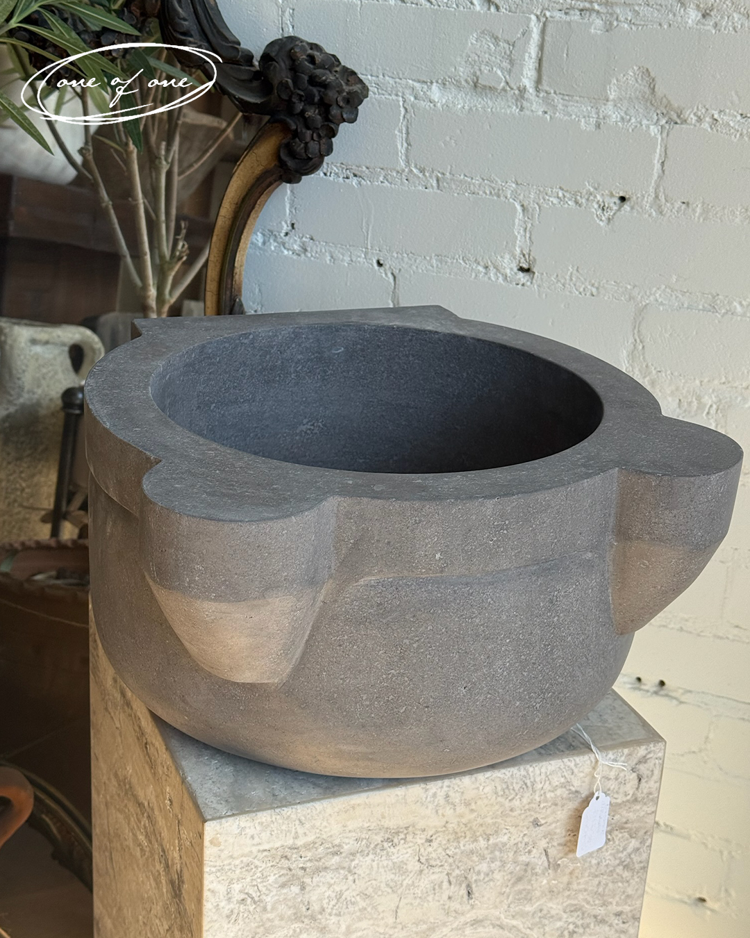 Basalt Stone Sink - Cat Ears
