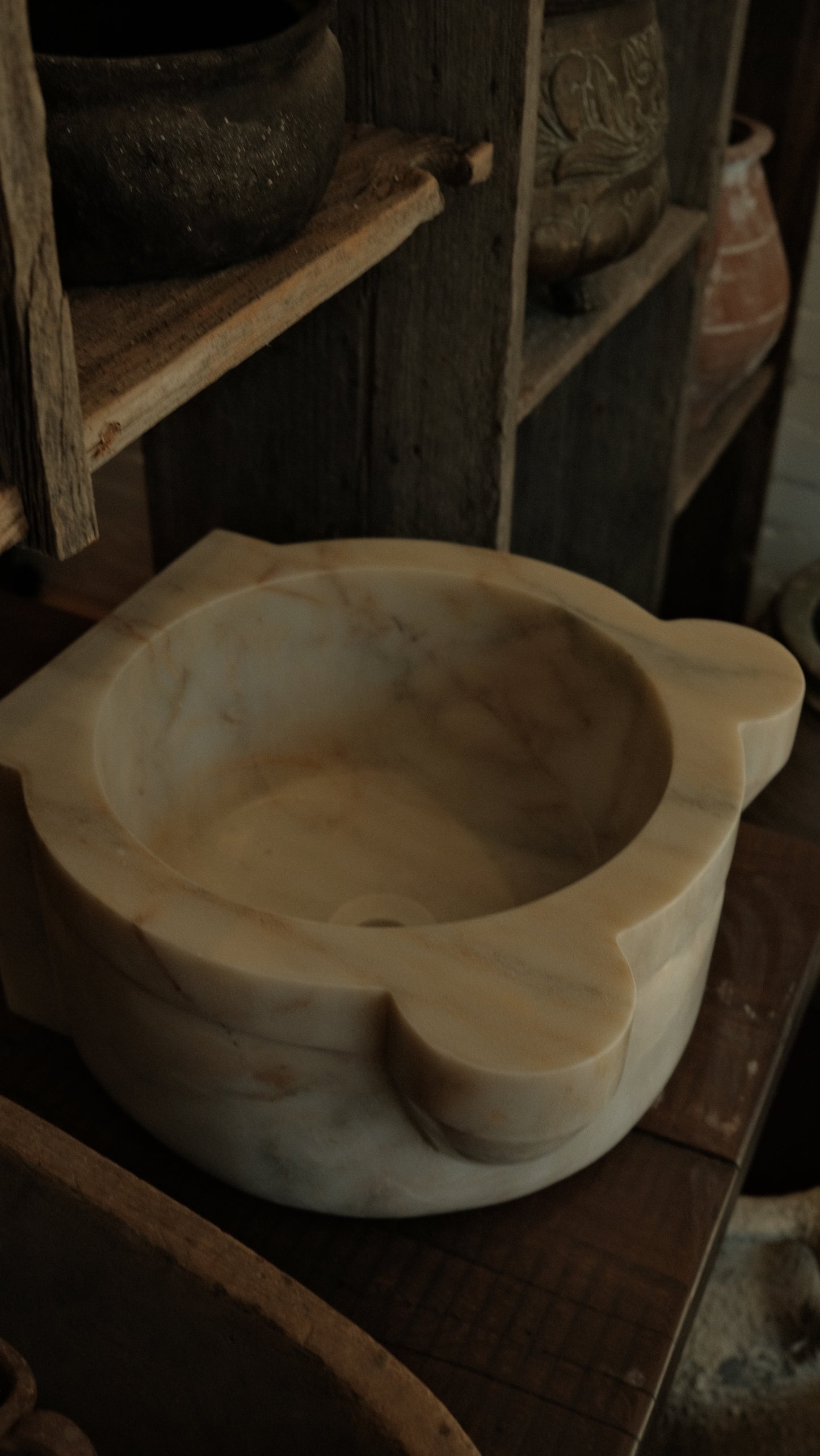 Calacatta Golden Stone Sink - Cat Ears