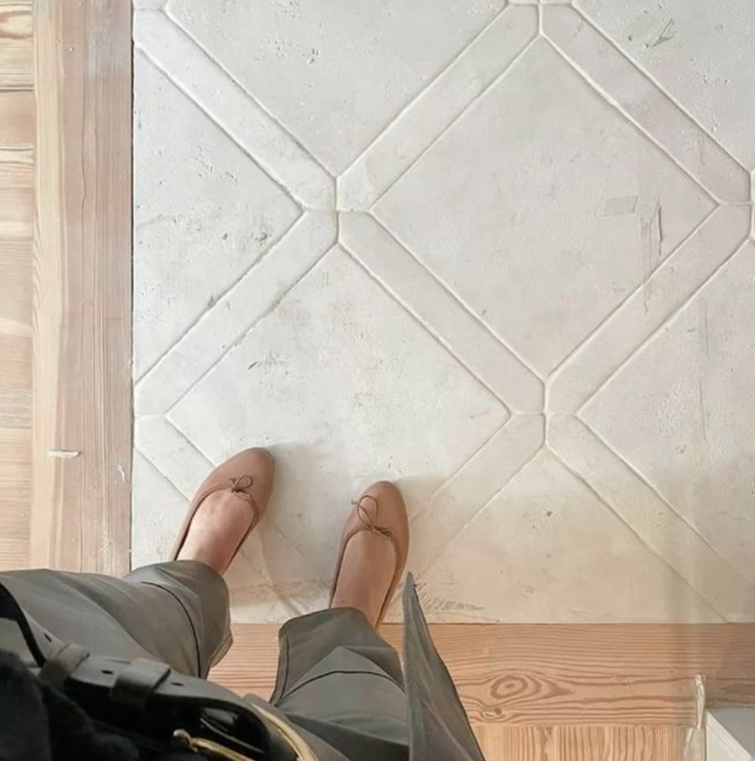 Beige Special Design Marble Tile (Square W/ Picket Border)