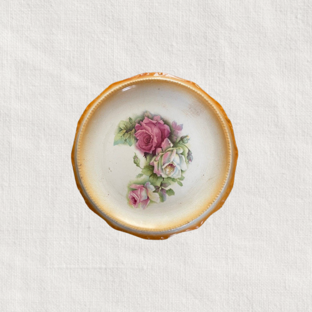 English Porcelain Ivory Rose Fruit Cake Tray - Late 19th century