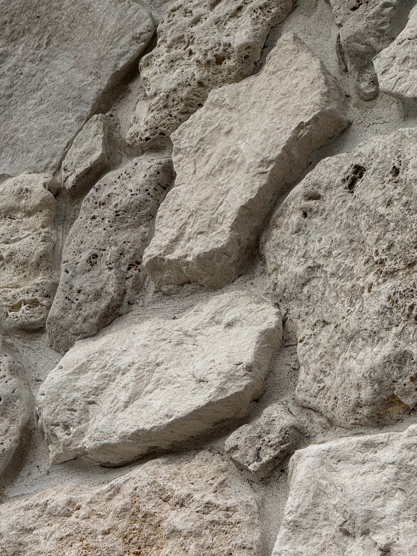 Travertine Tumbled Wall Stone