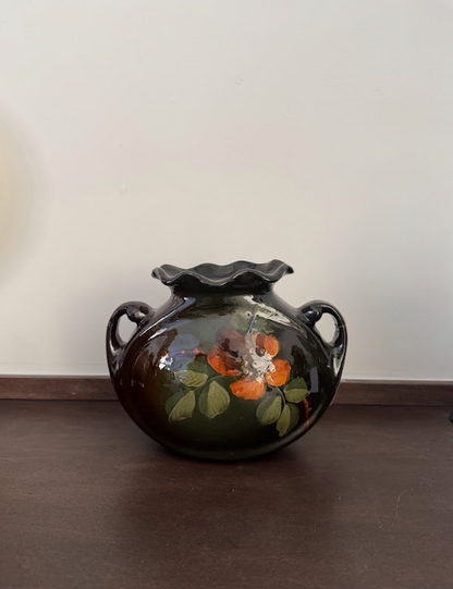 Weller Louwelsa Pillow Vase